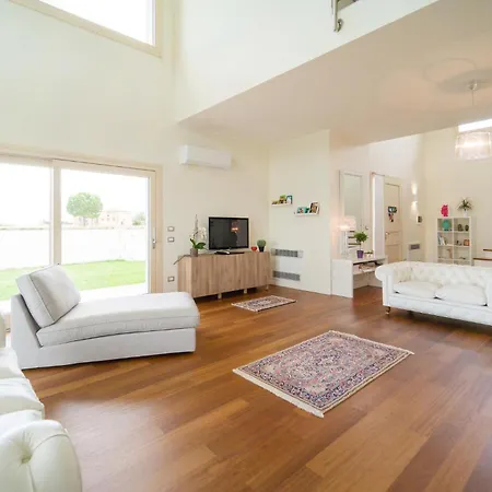 Tatil Evi Serena